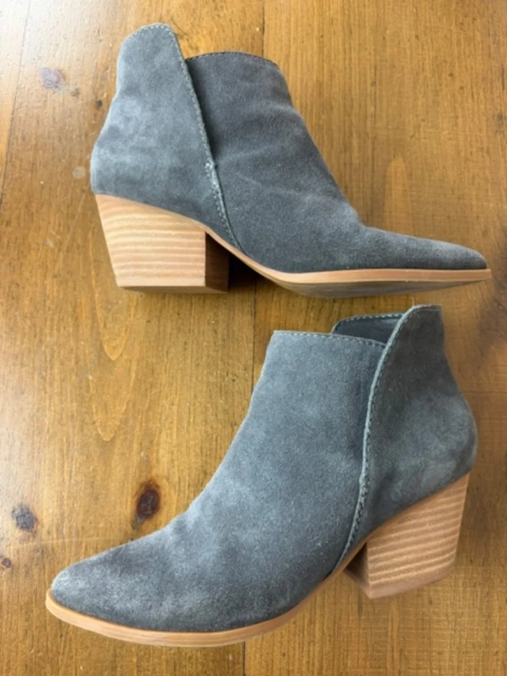 Dolce Vita Daine Gray Suede Stacked Heel Booties Women's Size 7.5 Pull On